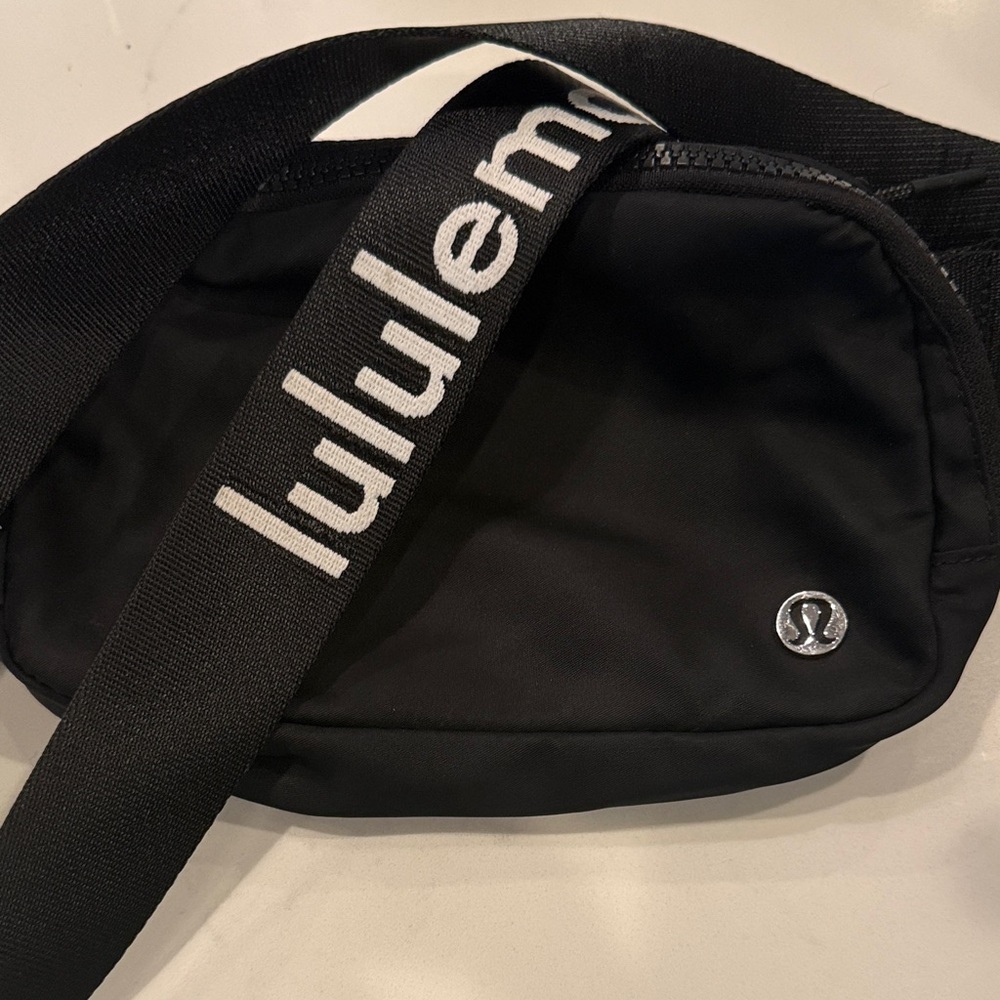 lululemon athletica Black Belt Bag
